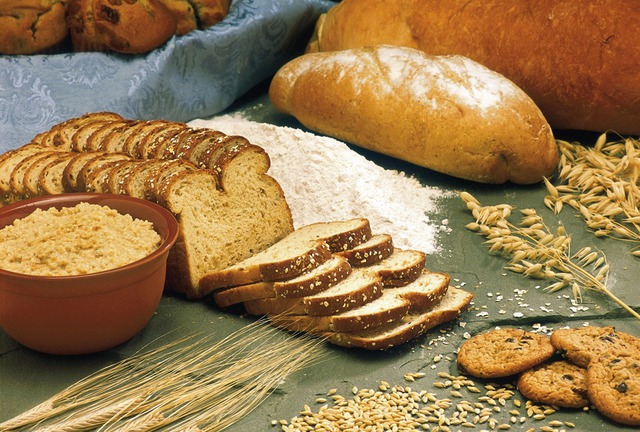 breads-1417868_1920.jpg